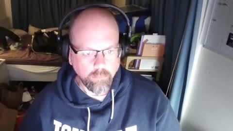 Snapshot of amf_1982 chatting on October 2025 12:15:01 PM Andy online show from October 2025 12:15:01 PM