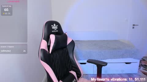 Hi-hi I am Kate welcome to my sexy room online show from January 2026 12:53:01 PM