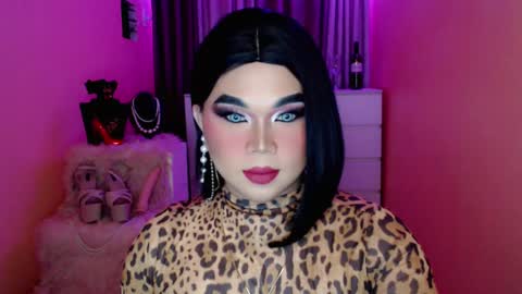 Queen Mireska online show from February 2025 10:57:01 AM