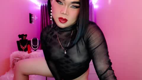 Queen Mireska online show from February 2025 06:19:01 PM