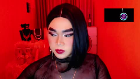 Queen Mireska online show from March 2025 01:07:01 PM