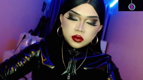 Queen Mireska online show from March 2026 06:22:01 PM