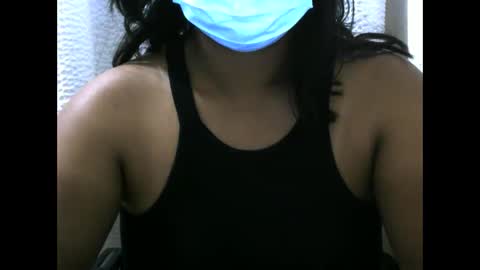 amichouu online show from December 2025 07:30:02 PM