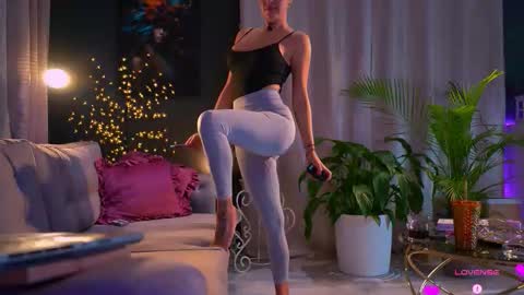 Snapshot of amidachris chatting on February 2026 10:36:01 PM Amida online show from February 2026 10:36:01 PM