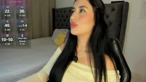 Snapshot of amiirra_ chatting on June 2026 02:40:01 AM Amira sweet online show from June 2026 02:40:01 AM