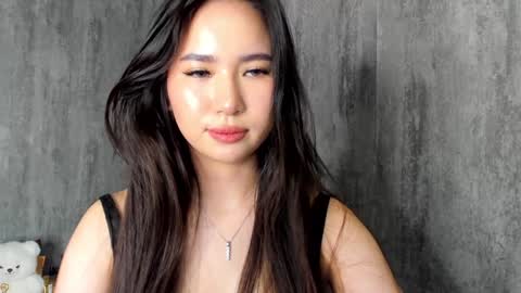 Snapshot of amina_artin chatting on January 2025 09:25:02 PM Amina online show from January 2025 09:25:02 PM