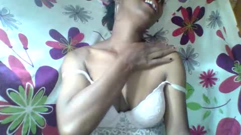 aminah01 online show from February 2026 06:55:02 AM