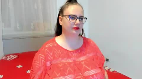 Snapshot of amiravyxen chatting on July 2026 07:19:01 PM Amira Vyxen online show from July 2026 07:19:01 PM