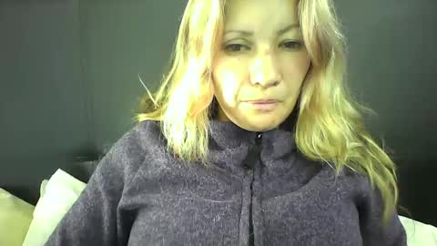 Paula D online show from February 2025 01:27:02 PM