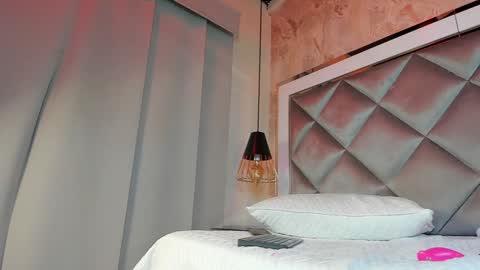 ammy durand online show from January 2025 07:41:01 AM