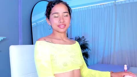 Ammy Nova online show from September 2025 07:46:02 PM