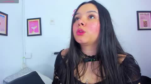 Lu online show from November 2025 04:34:02 AM