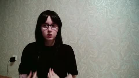 Amomira online show from November 2025 01:59:01 AM