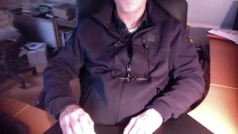 Snapshot of amor2200 chatting on January 2025 02:58:01 PM Amor2200 online show from January 2025 02:58:01 PM