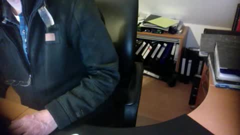 Snapshot of amor2200 chatting on January 2025 06:51:01 PM Amor2200 online show from January 2025 06:51:01 PM