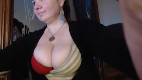 amorelara online show from February 2025 06:32:02 AM