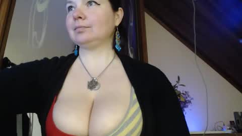 amorelara online show from March 2025 11:39:02 AM