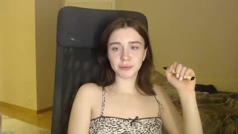 Snapshot of amoremeoww chatting on January 2025 06:45:02 PM miss unforgettable online show from January 2025 06:45:02 PM