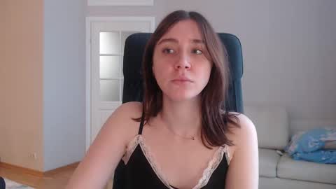 Snapshot of amoremeoww chatting on February 2025 09:32:02 AM miss unforgettable online show from February 2025 09:32:02 AM