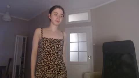 Snapshot of amoremeoww chatting on March 2025 09:53:01 PM miss unforgettable online show from March 2025 09:53:01 PM