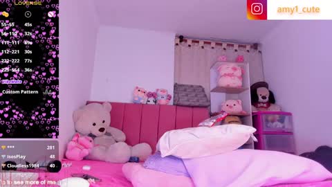 Snapshot of amy1cute chatting on December 2024 04:33:02 AM Amy online show from December 2024 04:33:02 AM