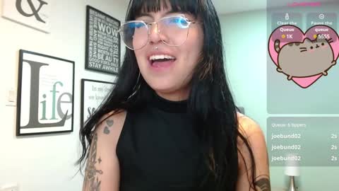 Snapshot of amy__adams1 chatting on January 2025 07:57:01 AM Amy 3 online show from January 2025 07:57:01 AM
