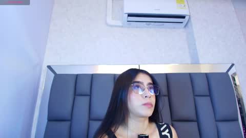 amy__wats0n online show from April 2026 07:04:02 PM