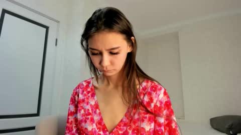 Snapshot of amy_alle chatting on September 2025 11:43:02 AM Amy online show from September 2025 11:43:02 AM