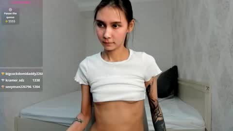 Snapshot of amy_alle chatting on September 2025 01:42:01 AM Amy online show from September 2025 01:42:01 AM