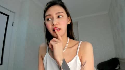 Snapshot of amy_alle chatting on October 2025 12:31:02 AM Amy online show from October 2025 12:31:02 AM