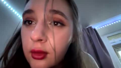 Snapshot of amy_hemii chatting on October 2025 01:36:02 AM Amy hemii online show from October 2025 01:36:02 AM