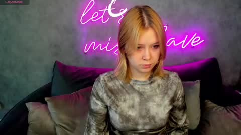 Amy online show from February 2025 05:47:01 AM