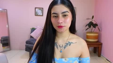 Amy online show from October 2025 07:12:01 PM