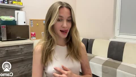 Snapshot of amy_meoww chatting on December 2024 06:06:01 PM amy_meoww online show from December 2024 06:06:01 PM