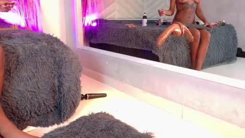 Amy online show from November 2025 08:39:02 AM