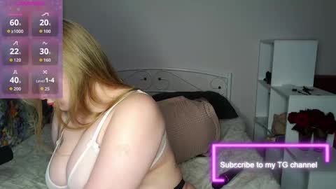 Snapshot of amy_skyy chatting on September 2025 05:01:02 PM amy_skyy online show from September 2025 05:01:02 PM