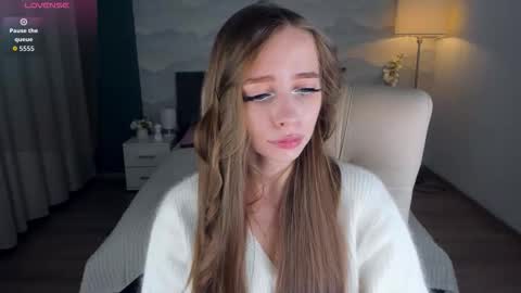 Amy online show from September 2025 07:04:02 PM