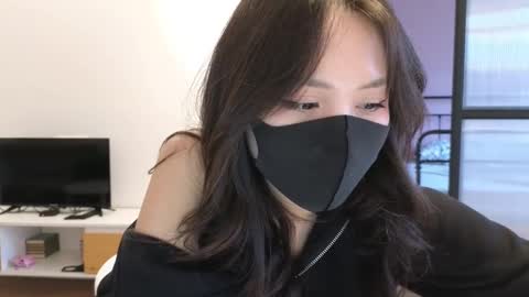 girl next door named Amy online show from February 2025 01:44:01 PM