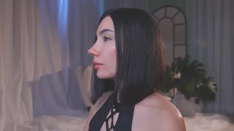 Amy Armstrong online show from February 2026 10:19:02 PM