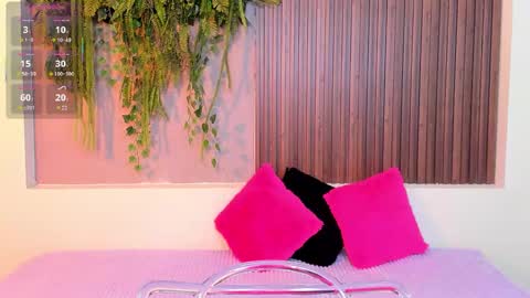 My name is AMY... Nice to meet you  thumb up me please its important online show from October 2025 03:30:01 PM