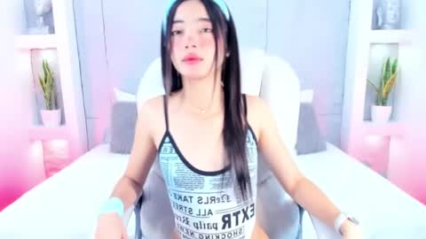 amy online show from November 2025 12:04:01 PM