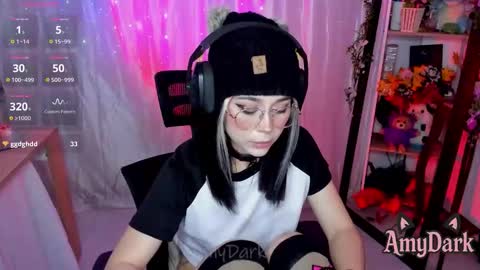 Snapshot of amydark chatting on November 2025 11:05:01 PM Amy online show from November 2025 11:05:01 PM