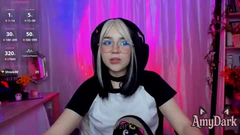 Snapshot of amydark chatting on November 2025 12:32:01 AM Amy online show from November 2025 12:32:01 AM