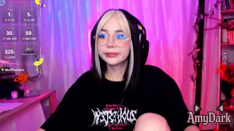 Snapshot of amydark chatting on November 2025 12:13:01 AM Amy online show from November 2025 12:13:01 AM
