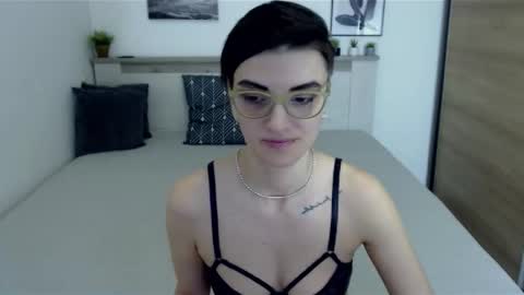 Snapshot of amylexy chatting on February 2025 04:33:01 PM Hi there guys My pleasure in your hands pvt is open online show from February 2025 04:33:01 PM