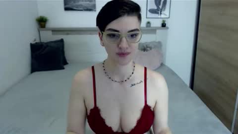 Hi there guys  My pleasure in your hands  pvt is open online show from April 2026 08:18:01 PM