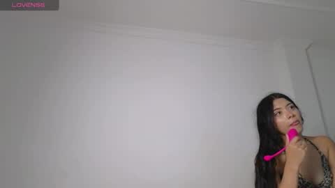 Amy Monroe online show from November 2025 01:56:02 PM