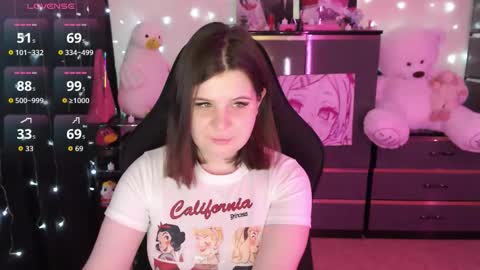 amyvibes online show from November 2025 08:07:01 PM