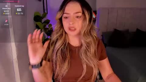 Snapshot of amywoods chatting on July 2026 11:20:01 PM online show from July 2026 11:20:01 PM