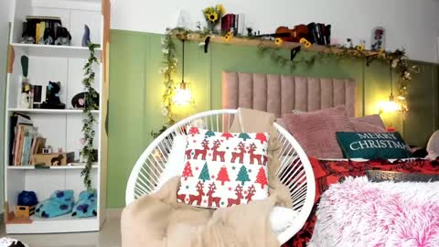 Ana Maria online show from December 2024 09:06:01 PM